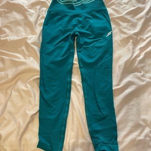 Do You Even | cropped leggings size M